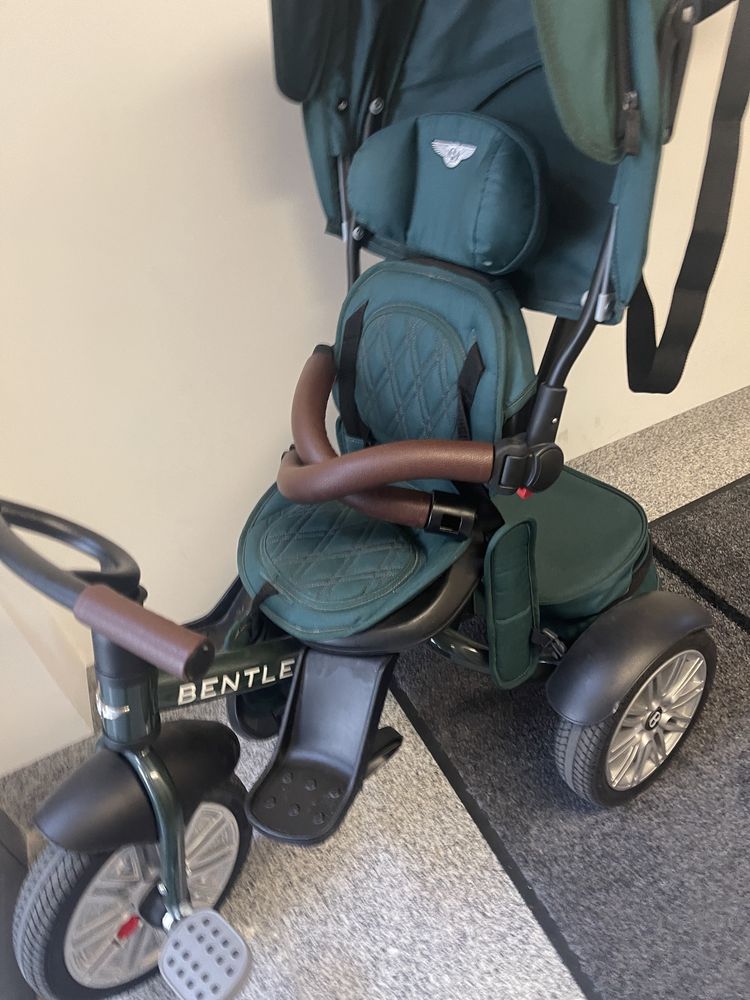 Rower trójkołowy Bentley Onyx Green. Użyty 2 razy. Cena sklepowa 2700.