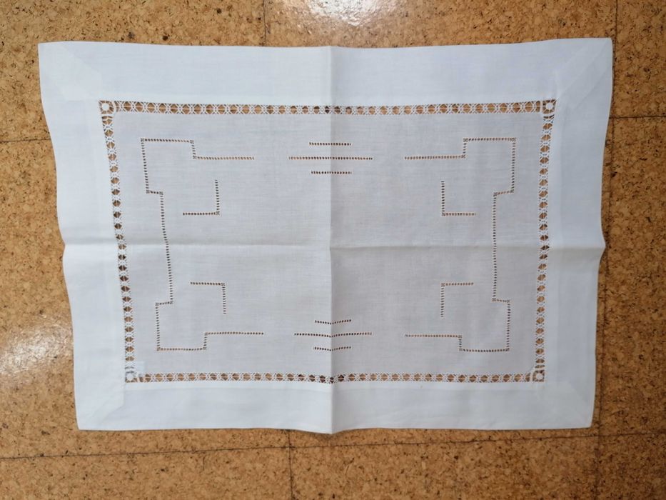 Naperon Completamente Novo