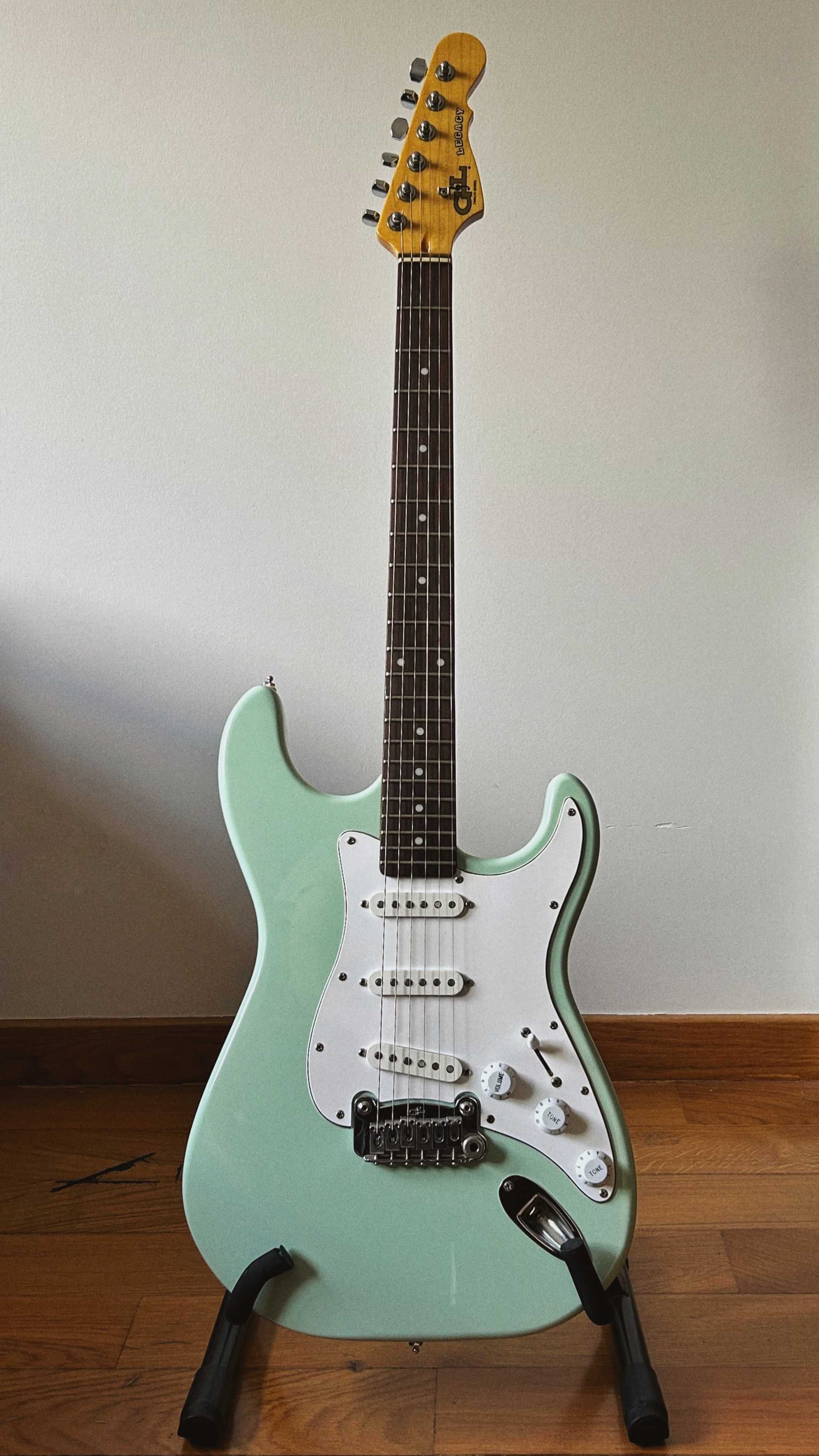 Guitarra G&L S-500 Legacy Tribute pickups Tonerider Alnico II Blues