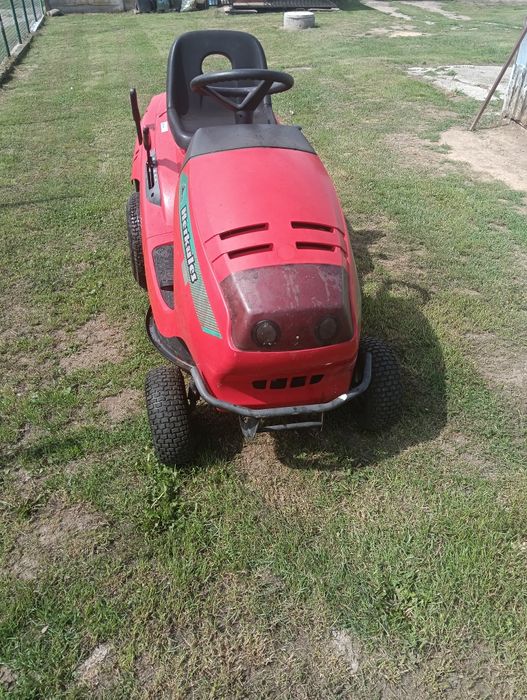 Kosiarka traktorek ogrodowy Herkules briggs stratton 12.5 hp
