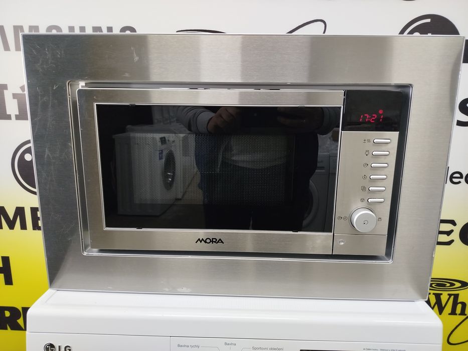 Мікрохвильова піч фірми MORA, модель MT07-0000