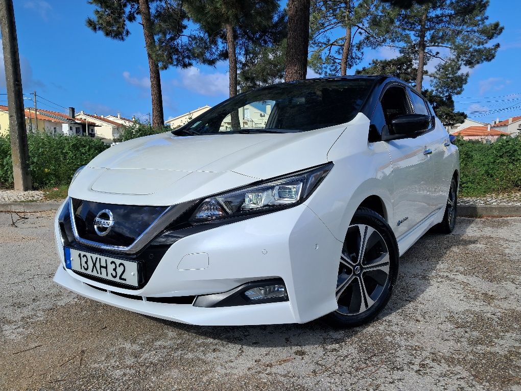 Nissan Leaf 40kw tekna pro-pilot+park