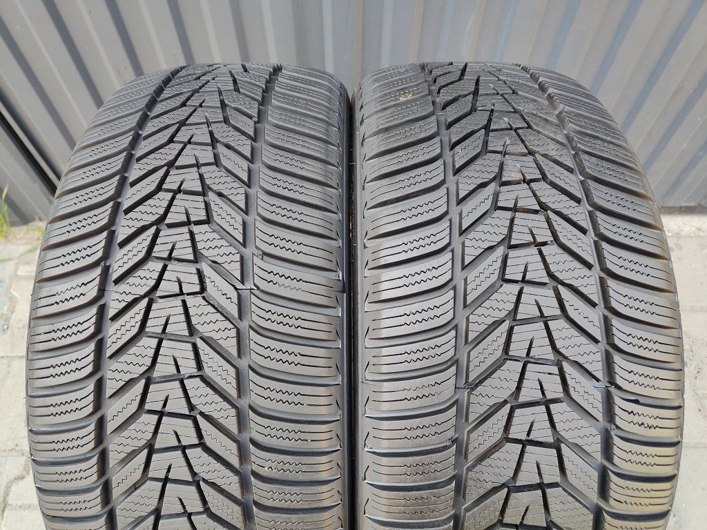 225/40/18 Hankook Winter Icept Evo 3 2024