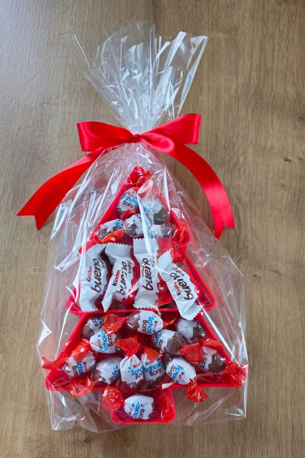 Prezent na święta słodka CHOINKA słodycze kinder zestaw
