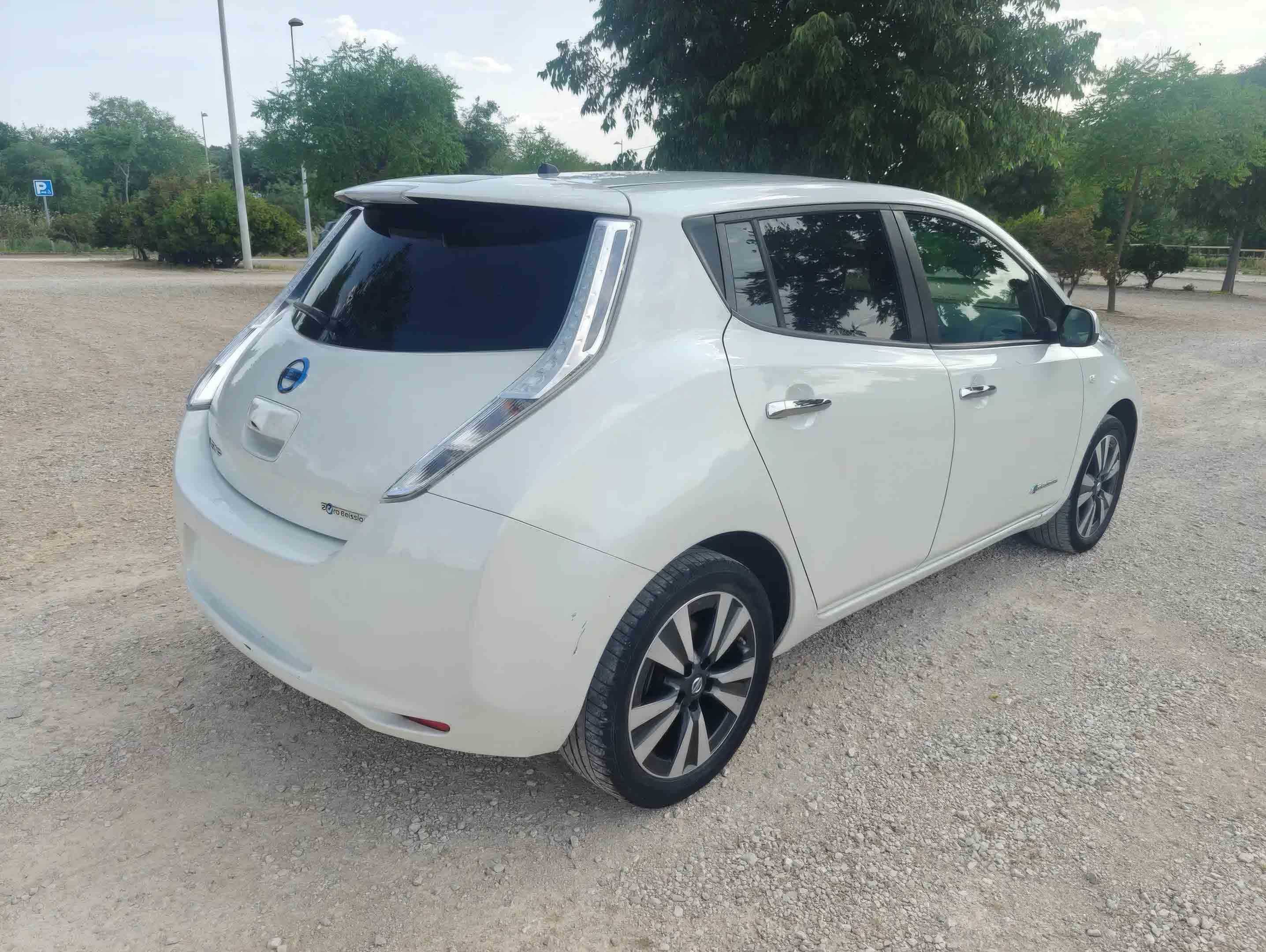 2015 Nissan Leaf FLEX