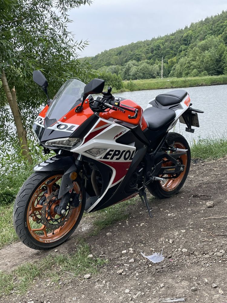 Продам Loncin ml250cbr