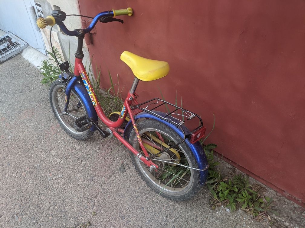 Велосипед дитячий на 3-7років