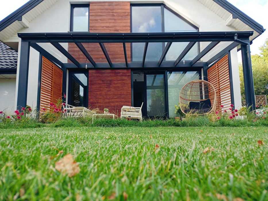 zadaszenie tarasu pergola dach taras drewniany poliwęglan 400x600