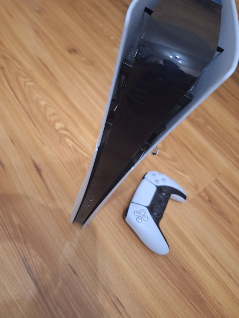 Ps5 slim  digital edition fortnite z kontrolerem
