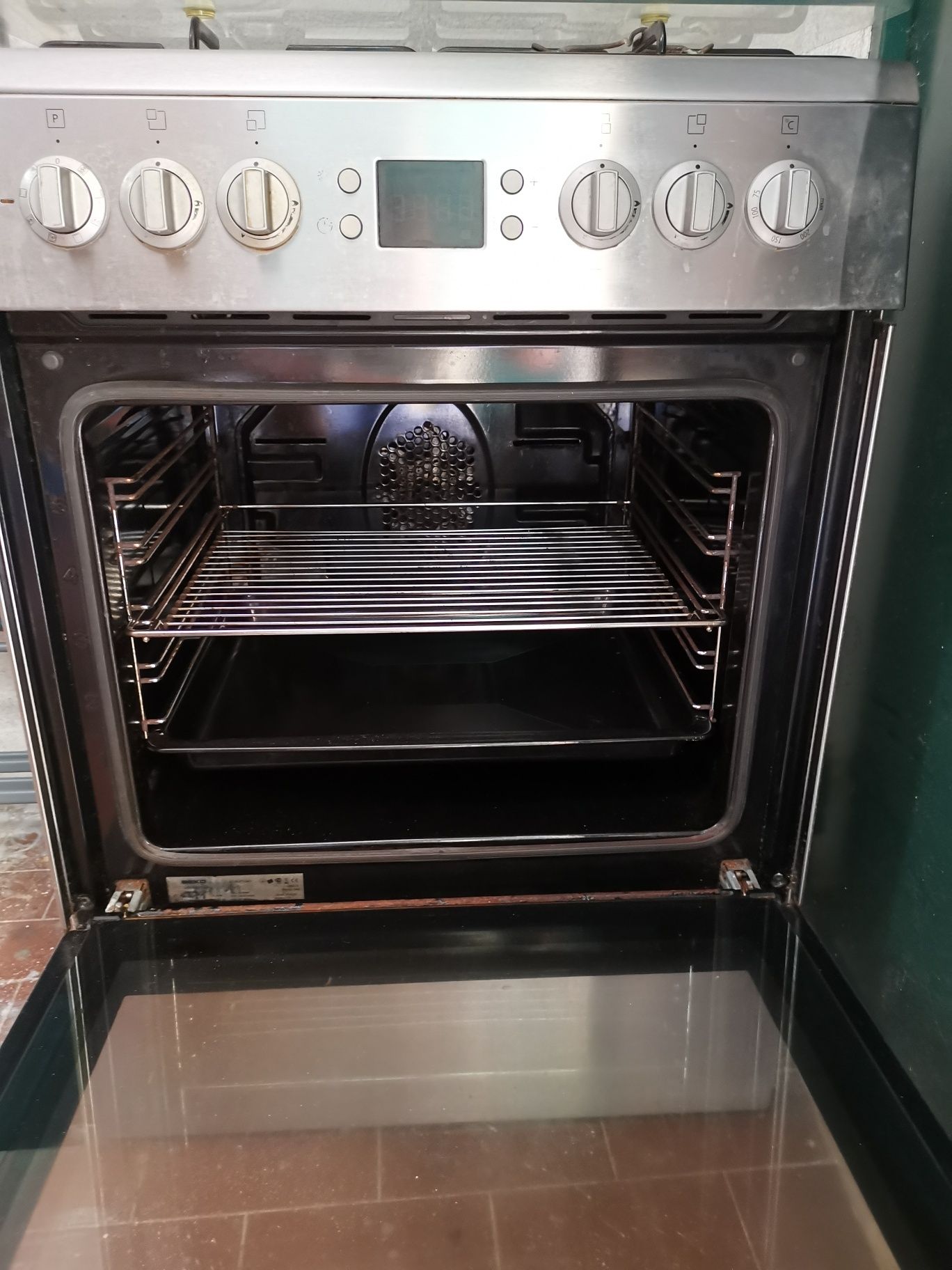 Fogão/Forno da Beko