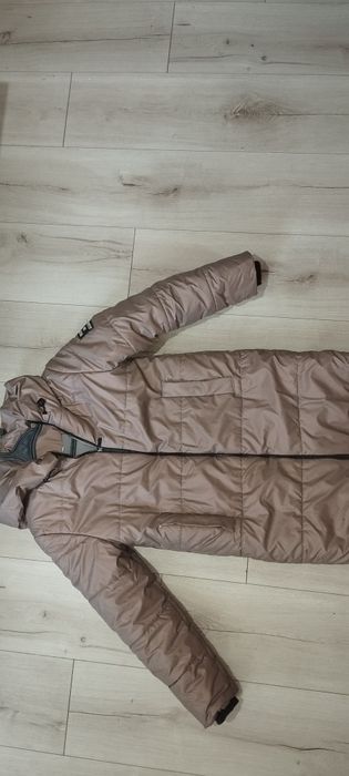 Продам зимову куртку
