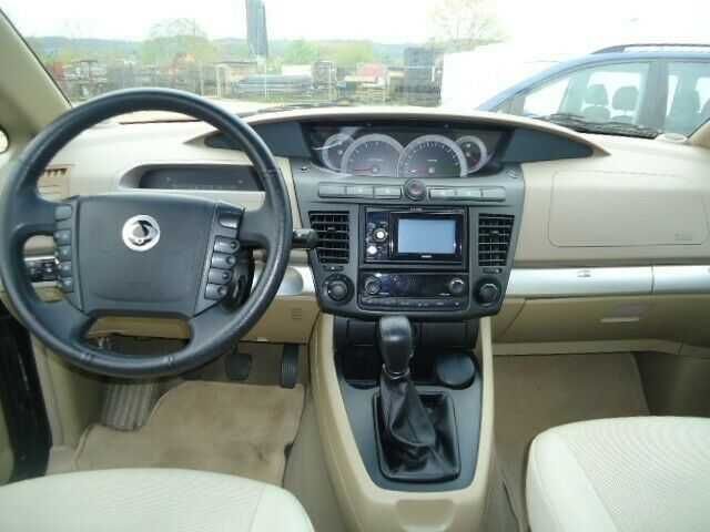 Разборка SsangYong Rodius запчаситин Родіус 2.7-2.9 Xdi
