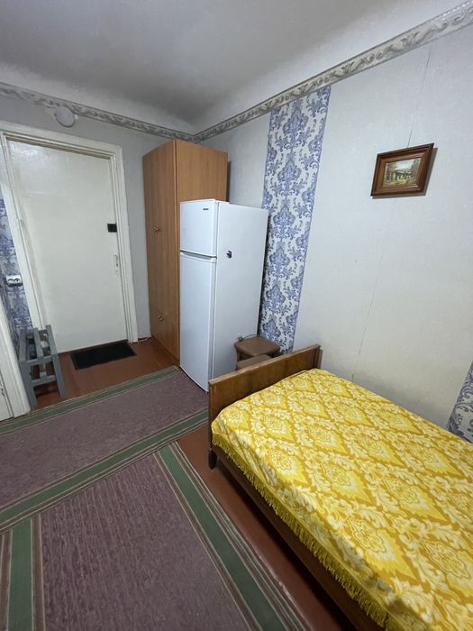 Кімната в гуртожитку на Східній