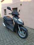 Skuter motocykl Honda Dylan 125