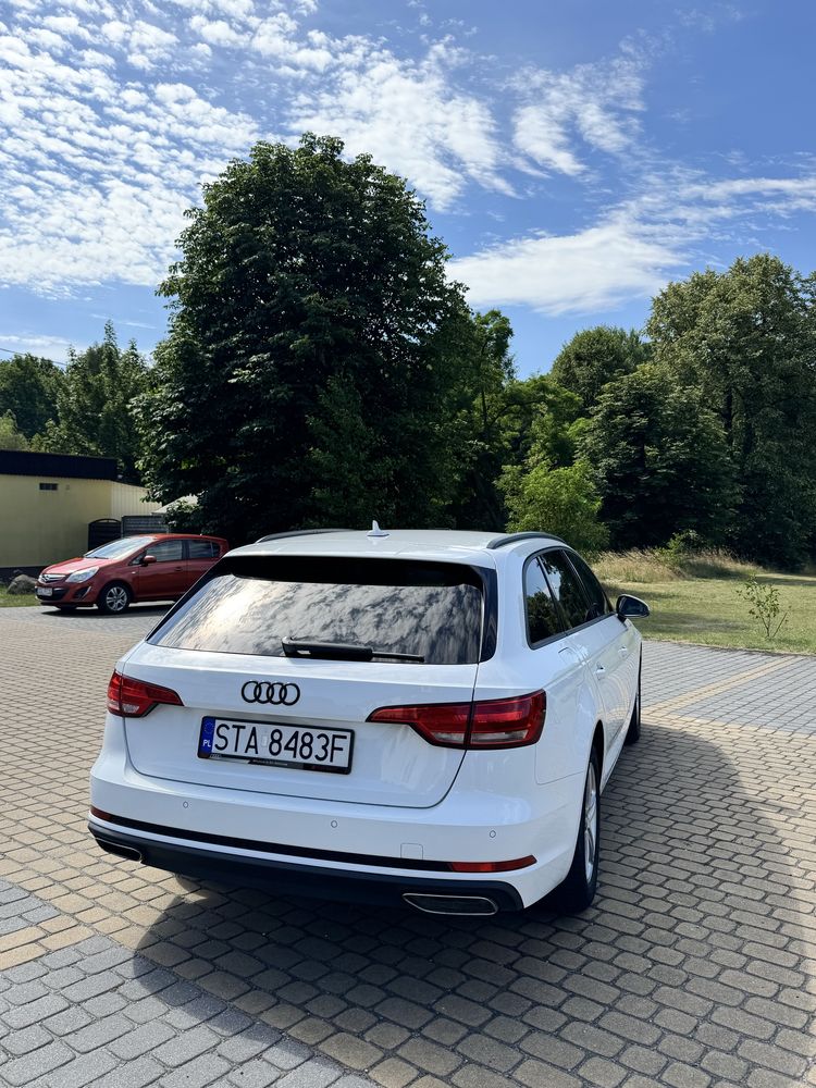 Audi a4 2.0 tdi 2019r bogata wersja PIEKNA z łopatkami