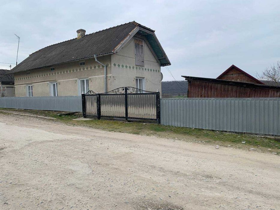 Продається будинок в с.Угринь
