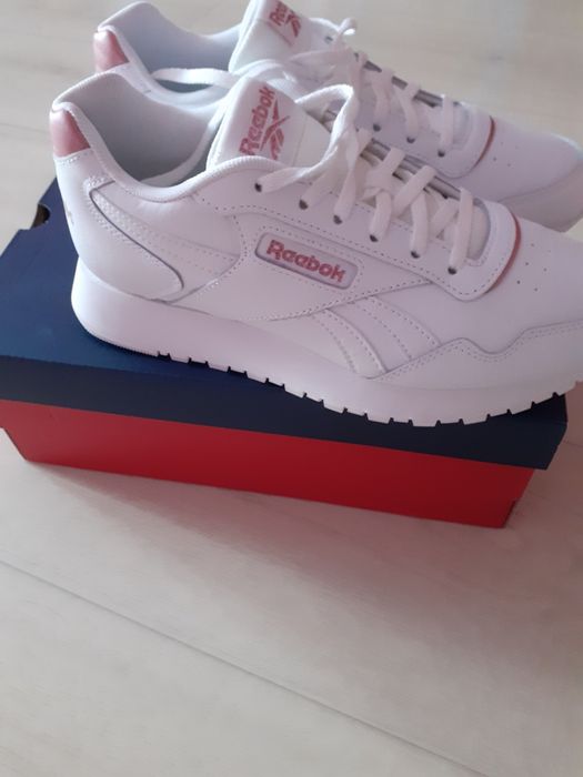 Okazja. Tanio sprzedam. Zestaw butów 37 adidasy reebok nowe