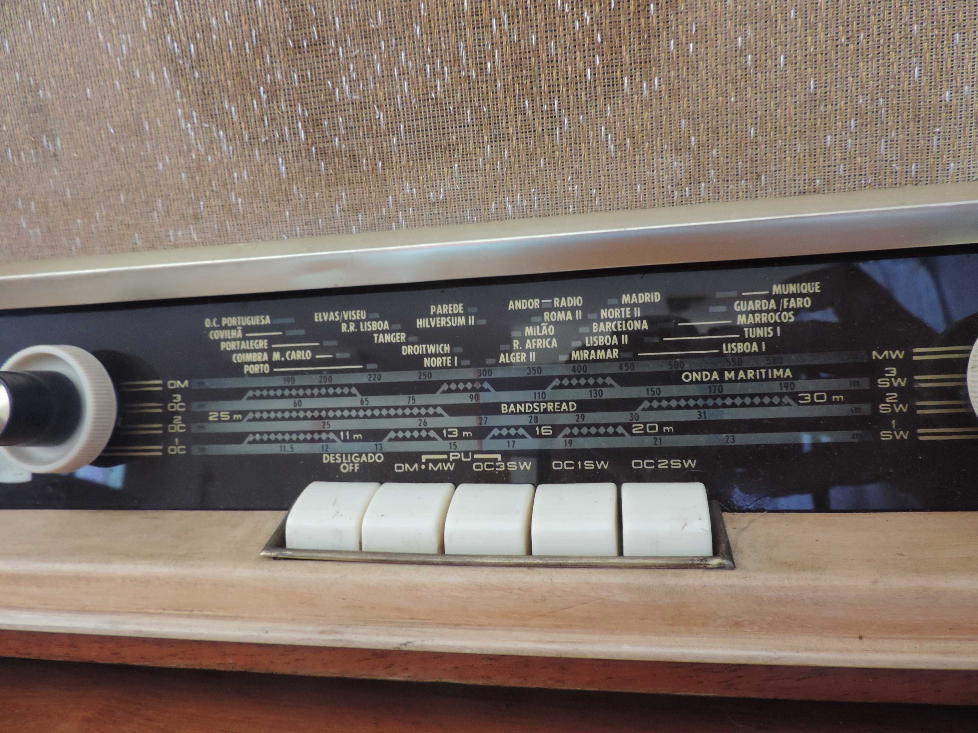Rádio antigo PHILIPS