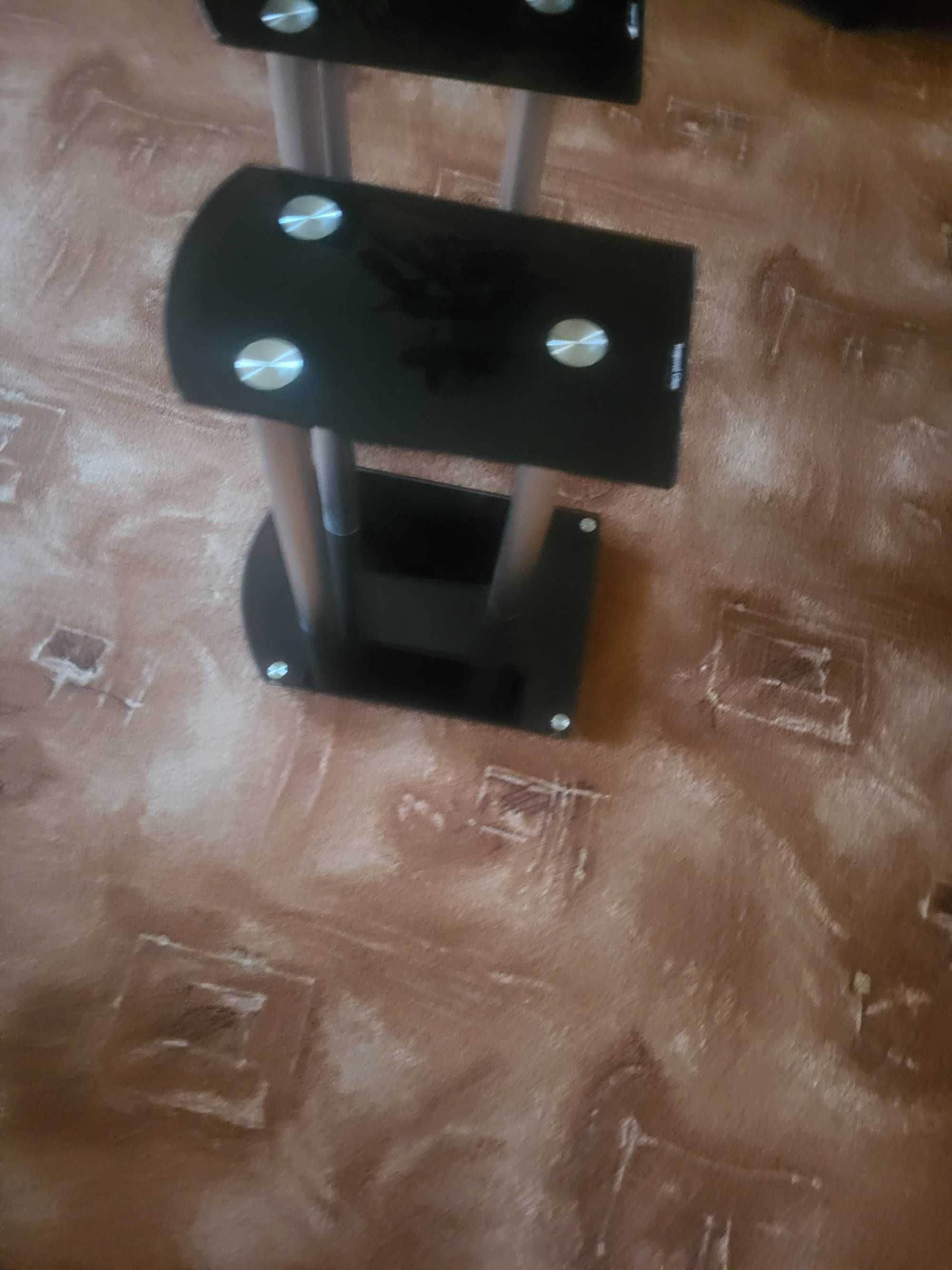 Stojaki pod kolumny