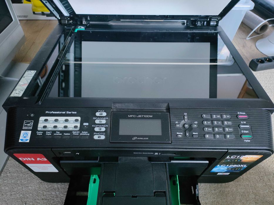 Urządzenie wielofunkcyjne A3/A4 Brother MFC-J6710DW