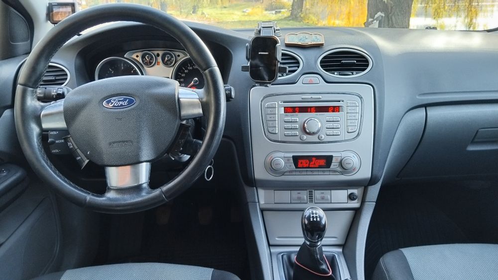 Продам форд фокус можливий обмін