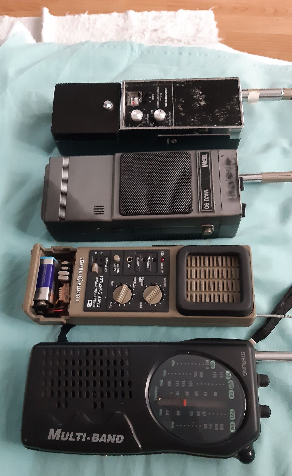 CB radia Multi-Band retro