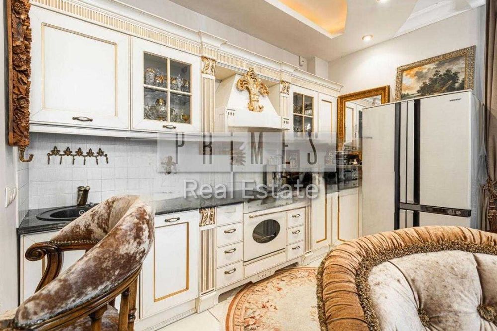 Аренда 2к квартира, 100м2, Триумф, Зверинецкая 59, Печерск, ботсад