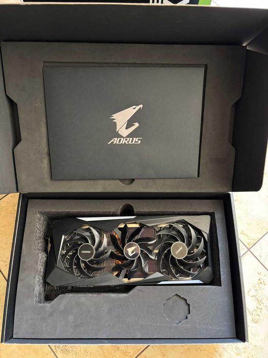 Gigabyte AORUS GeForce RTX™ 3070 Ti MASTER 8G
