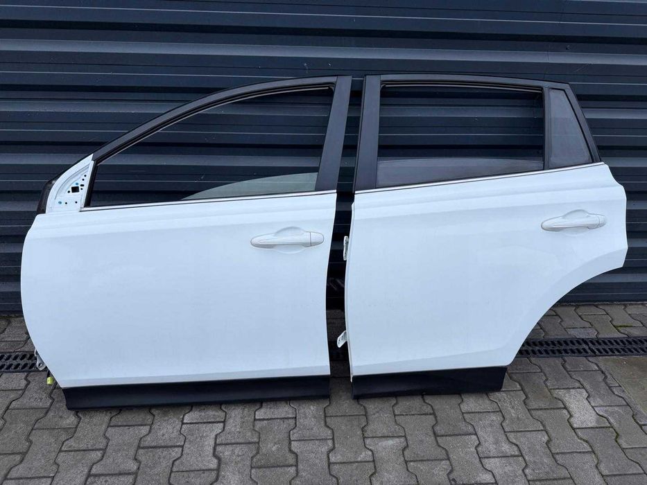 Бампер Toyota Rav4 Розборка Toyota Rav4 IV Тойота Рав 4 Четверть