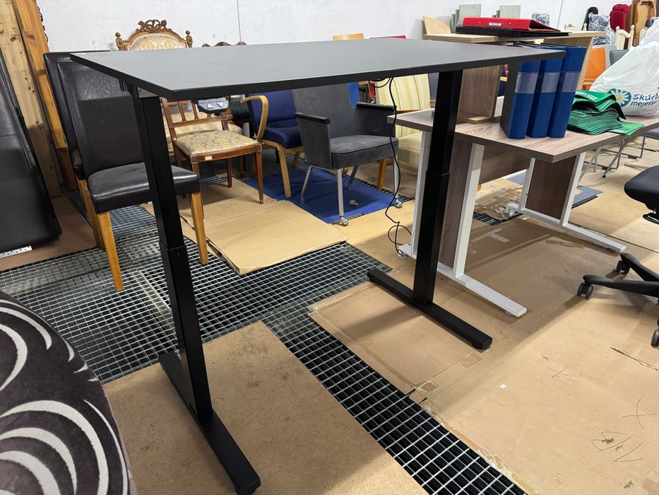 Biurko z elektryczną regulacją Linak Swedstyle 120x75 160x80 180x80