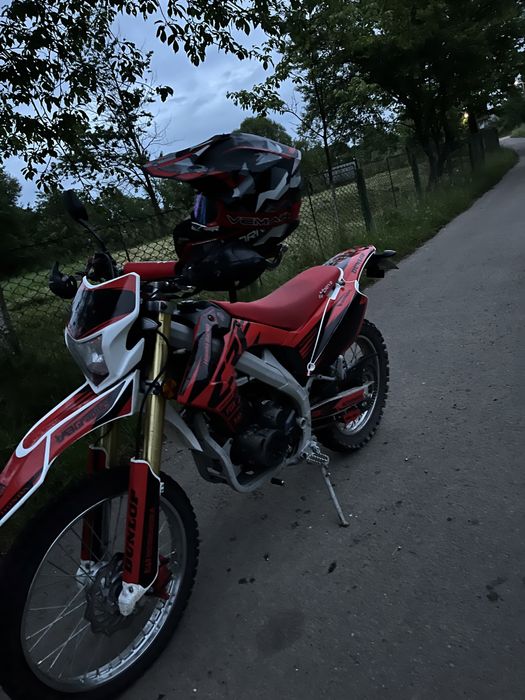 Продам CRF 250