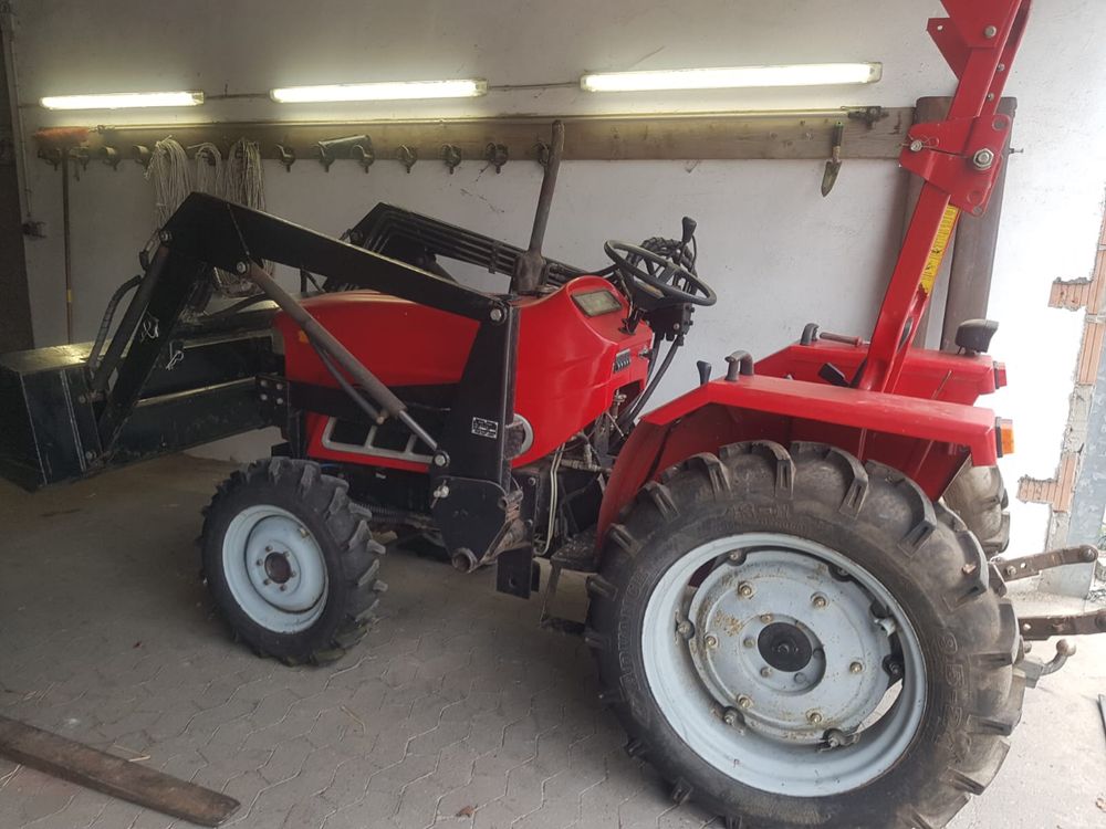 Traktor JM224/ nie john deere, case, fendt, farmtrac