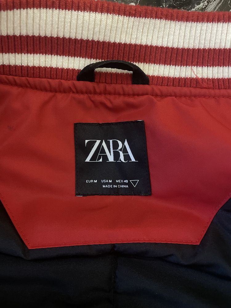 Бомбер Zara