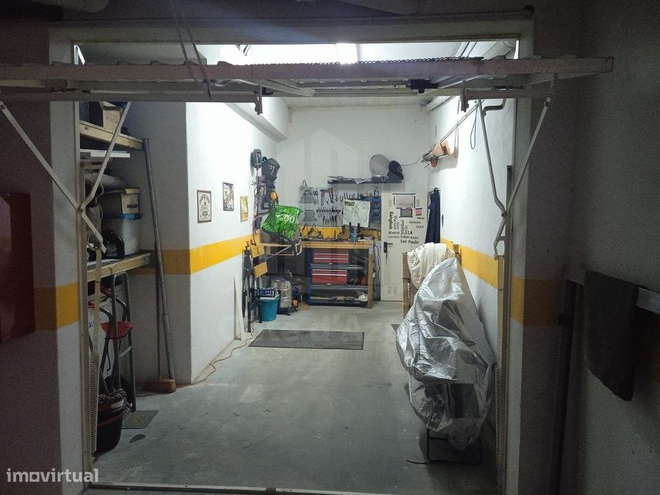 Garagem em Santana, Sesimbra