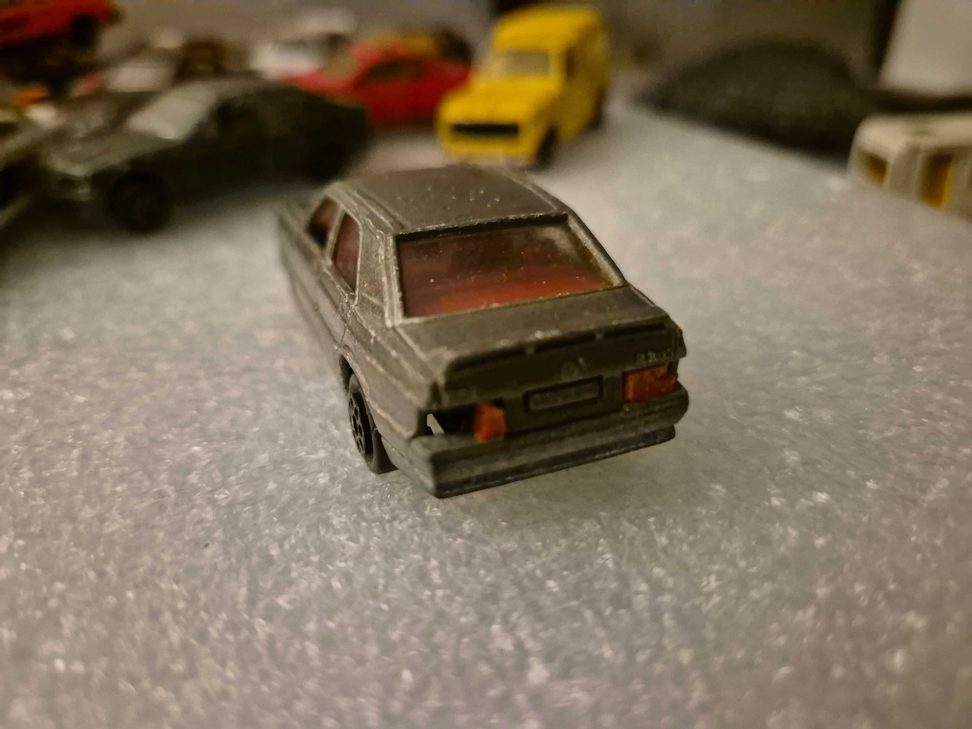 Model Majorette - Mercedes 190E 2.3-16 ! ! !