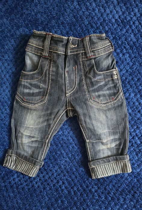Jeansy niemowlęce