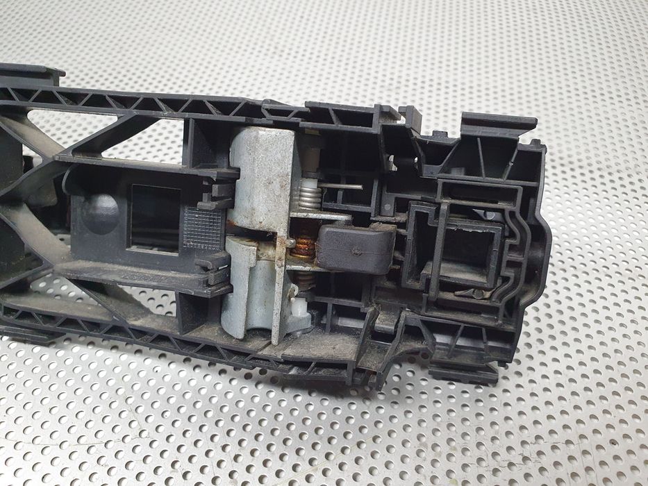 Puxador porta trás direito SEAT Ibiza IV (6J5, 6P1)