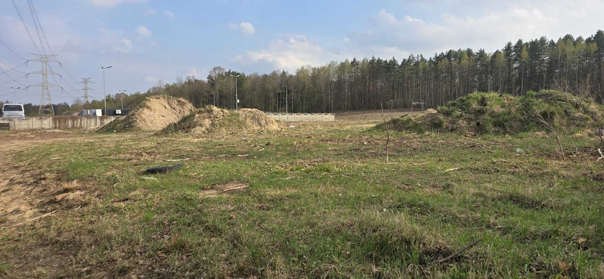 Wynajmę teren utwardzony/ nieutwardzony.