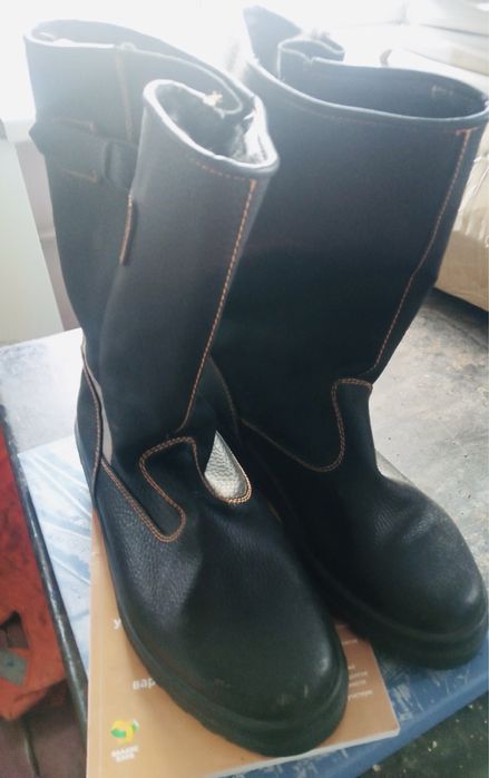 Чоботи рабочі розмір 43