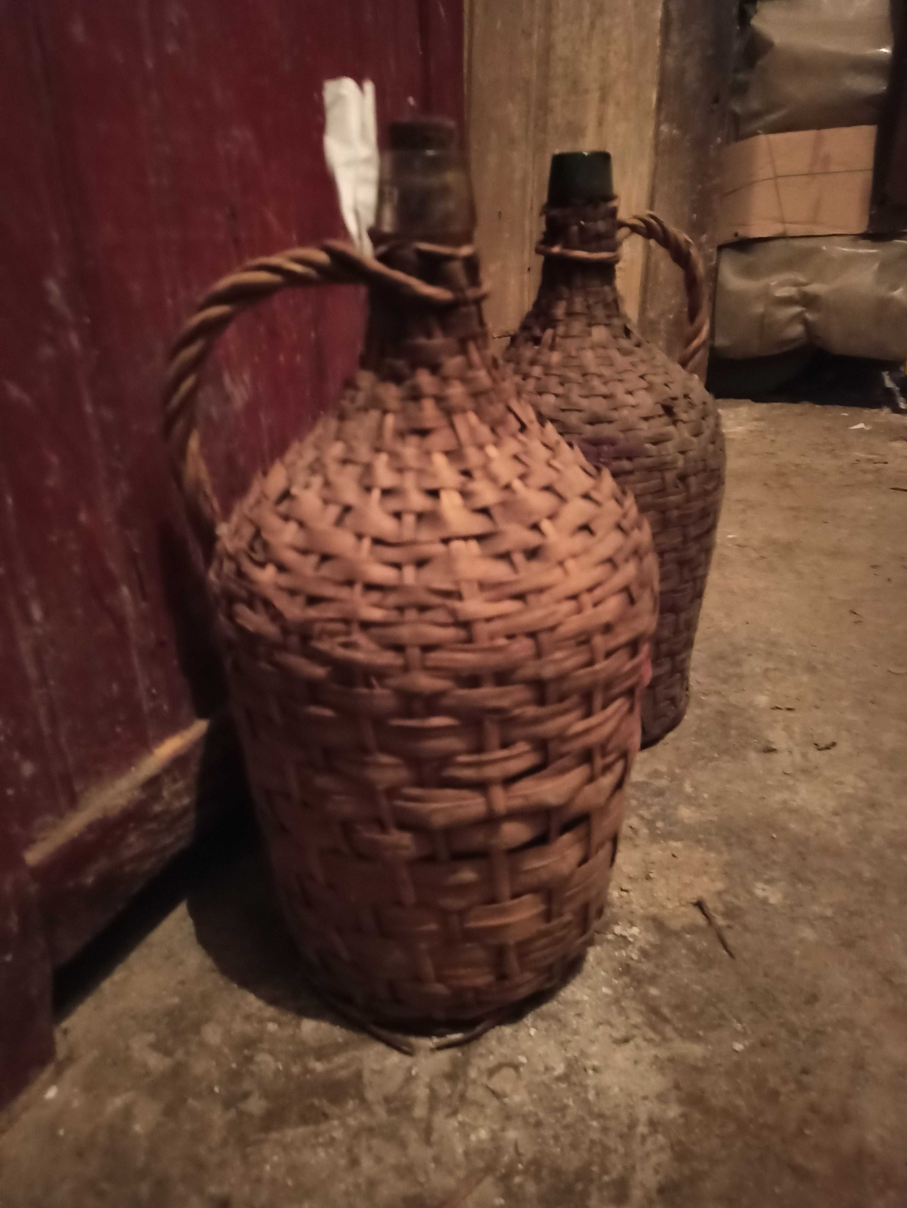 Garrafão em palha