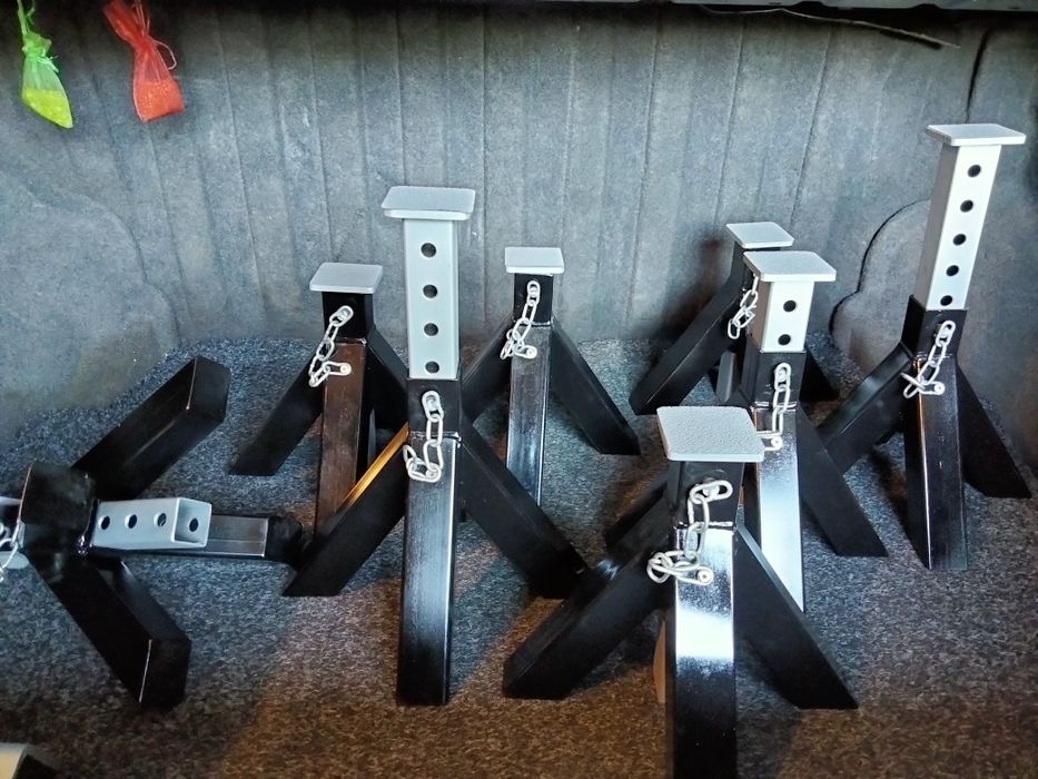 Підставка під авто