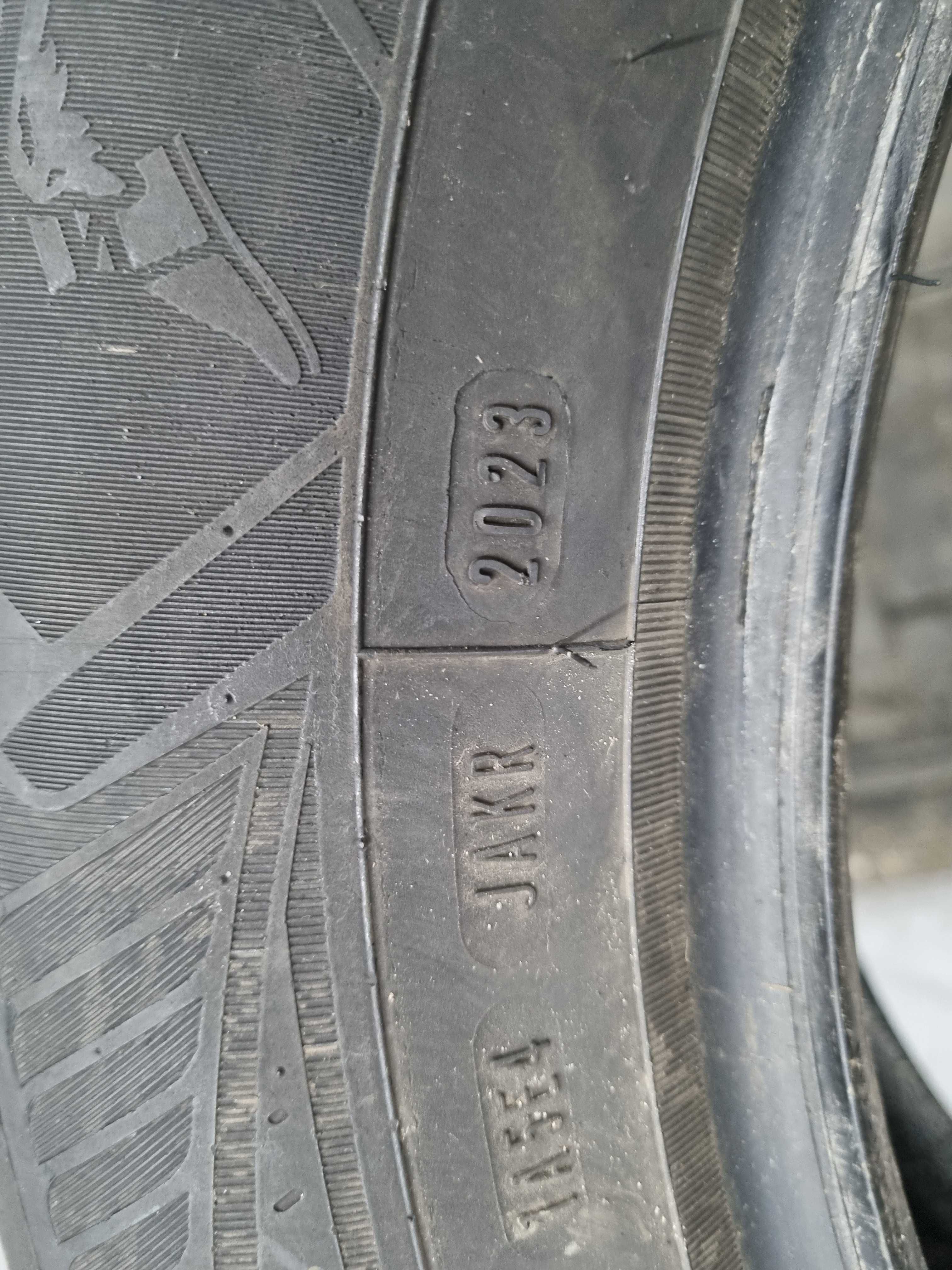 225/60/18 104V Goodyear Vector 4seaons Gen-3 D.2023