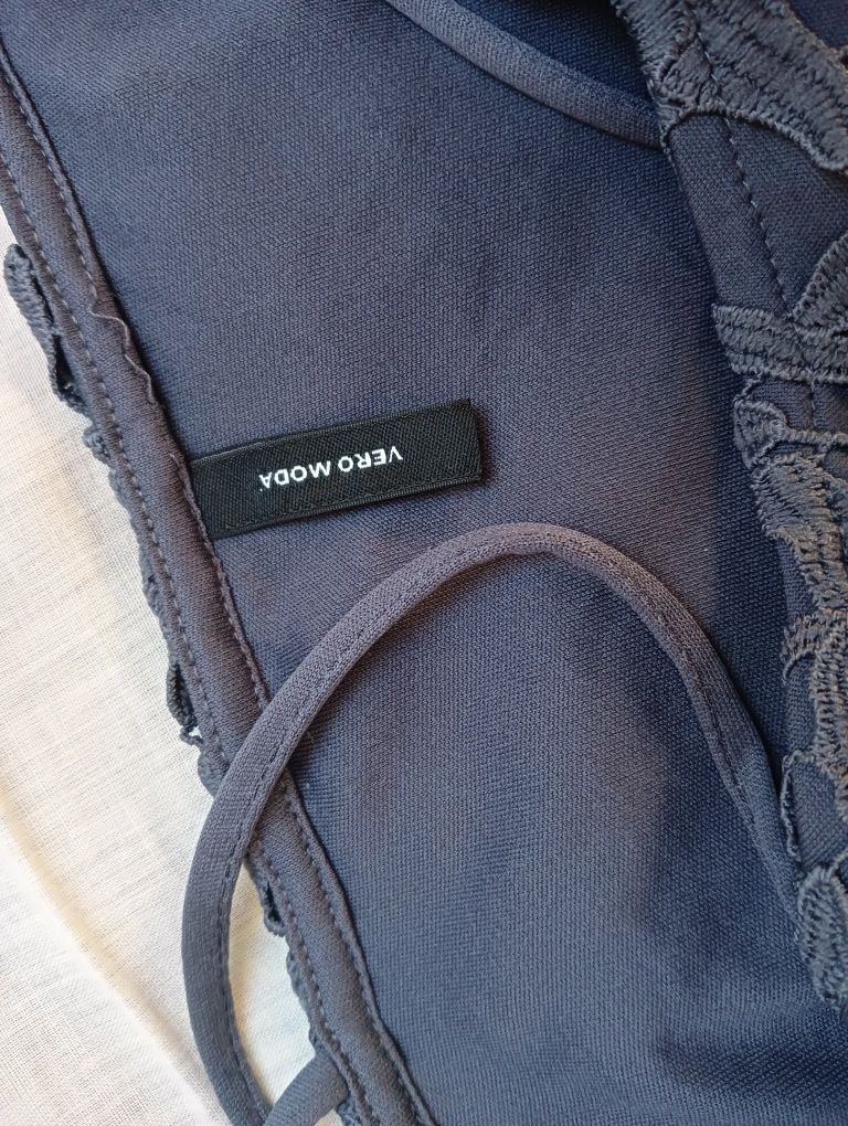 Sukienka ażurowa wizytowa na ramiączkach r.