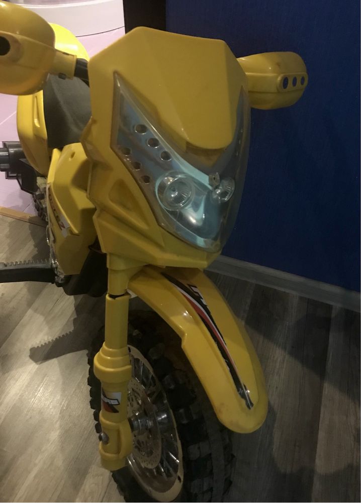 Продам детский мотоцикл на аккумуляторе