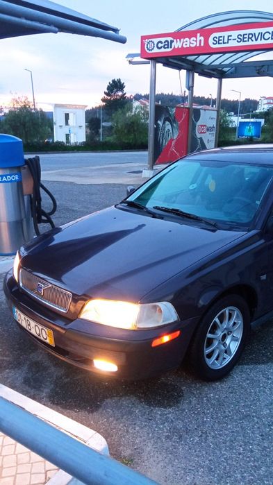 Vendo volvo v40 ano 2000