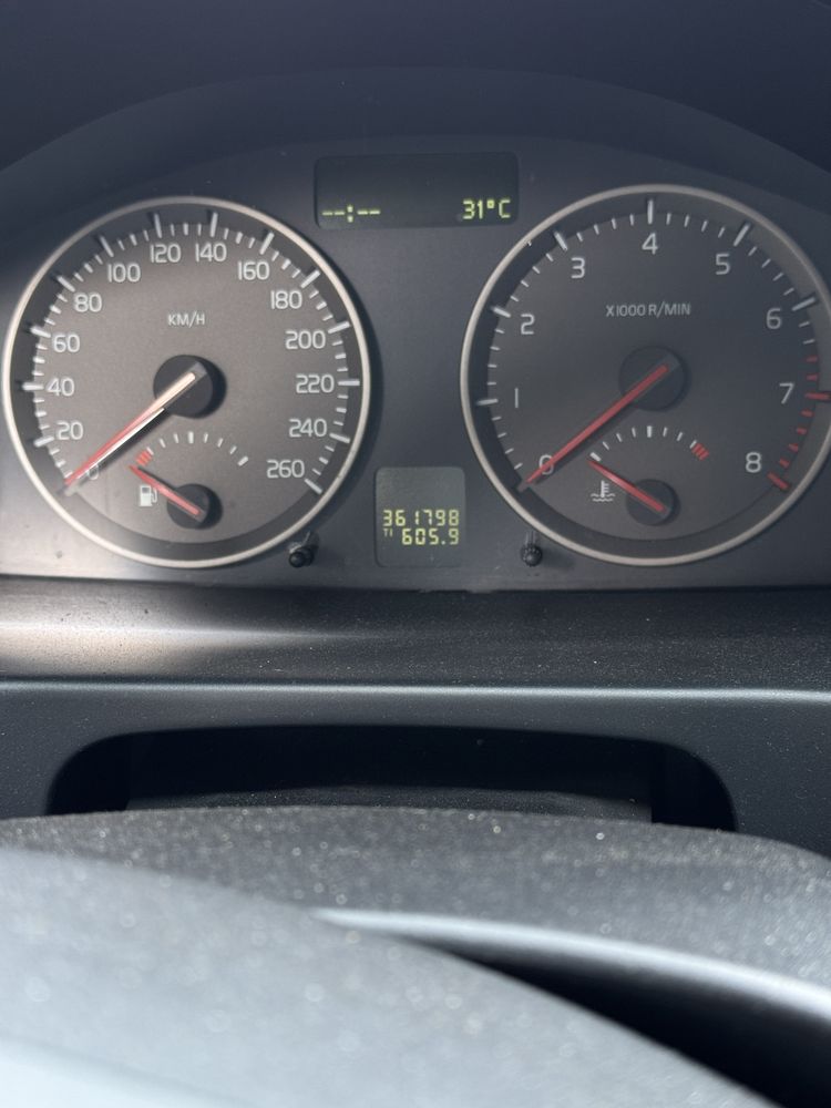 Volvo V50 2.4i 140km automat szpera bez rdzy
