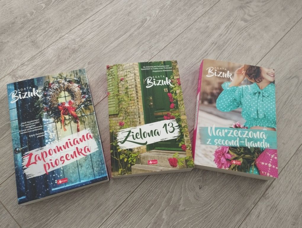 Pakiet książek Agata Buzek w świątecznym opakowaniu