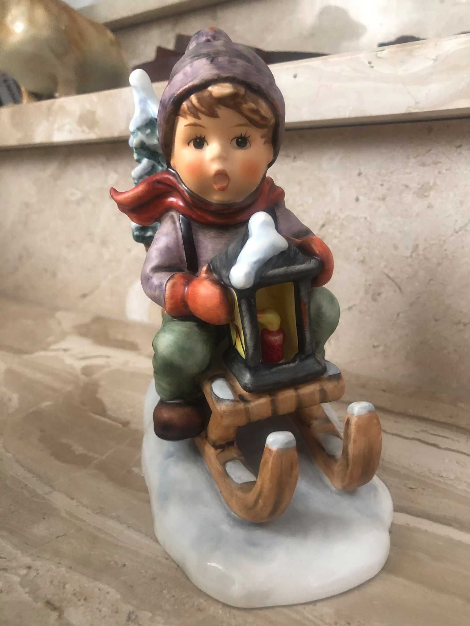 Porcelanowa Figurka M.I.Hummel Goebel 396/1 Ride Into Christmas