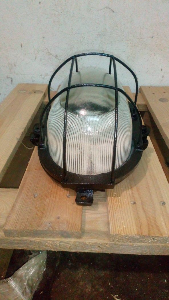 Stara lampa loft