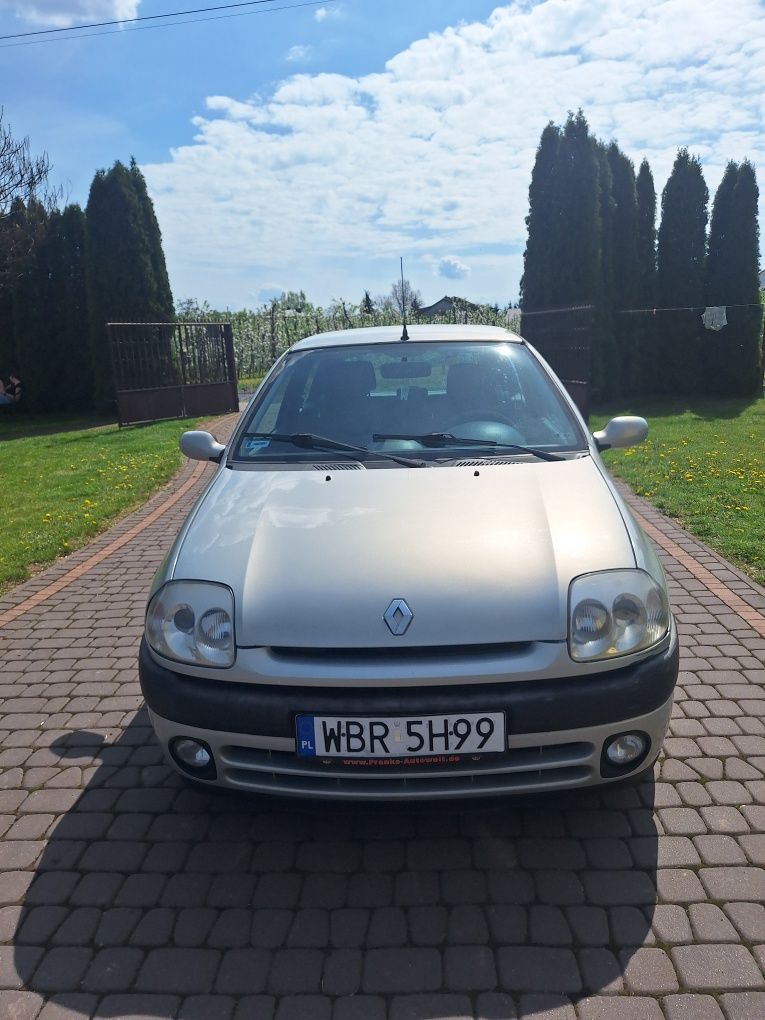 Renault Clio II  2001